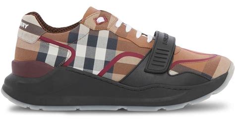 Burberry Regis Sneakers for Men 